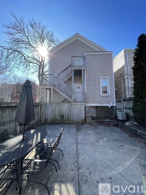 Source URL: https://prod-avail.s3.amazonaws.com/public_images/37587177/listing/IMG_8604.jpg