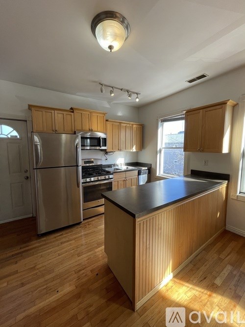 Source URL: https://prod-avail.s3.amazonaws.com/public_images/37587176/listing/IMG_8596.jpg