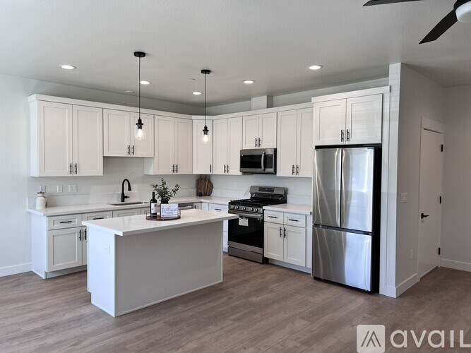 Source URL: https://prod-avail.s3.amazonaws.com/public_images/38039802/listing/image_123650291_(1).JPG