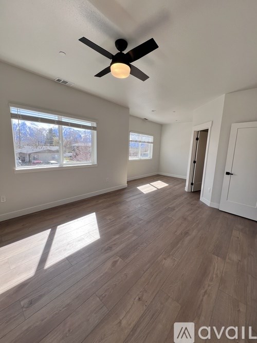 Source URL: https://prod-avail.s3.amazonaws.com/public_images/38039794/listing/IMG_9684.JPG