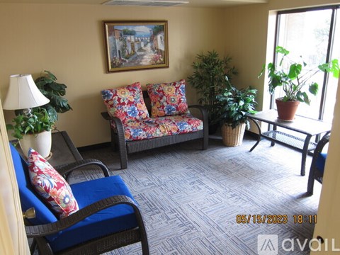 Source URL: https://prod-avail.s3.amazonaws.com/public_images/38648216/listing/olive_grove_village_034.JPG