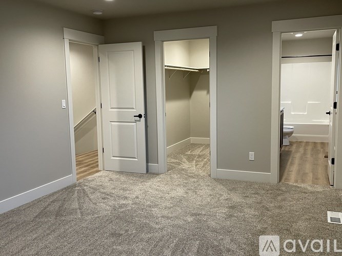 Source URL: https://prod-avail.s3.amazonaws.com/public_images/41518950/listing/IMG_7511.JPG