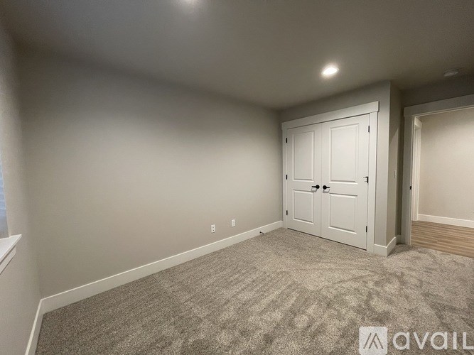 Source URL: https://prod-avail.s3.amazonaws.com/public_images/41518958/listing/IMG_7503.JPG