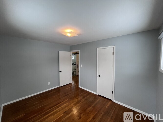 Source URL: https://prod-avail.s3.amazonaws.com/public_images/39647587/listing/IMG_5632.jpeg