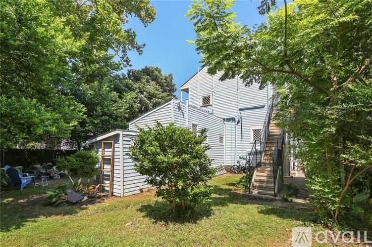 Source URL: https://prod-avail.s3.amazonaws.com/public_images/39848649/listing/rear_yard_2.jpg