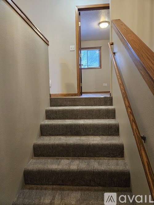 Source URL: https://prod-avail.s3.amazonaws.com/public_images/40052957/listing/1000011654.jpg