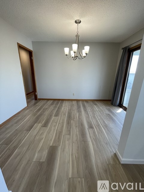Source URL: https://prod-avail.s3.amazonaws.com/public_images/40057026/listing/IMG_3112.jpg