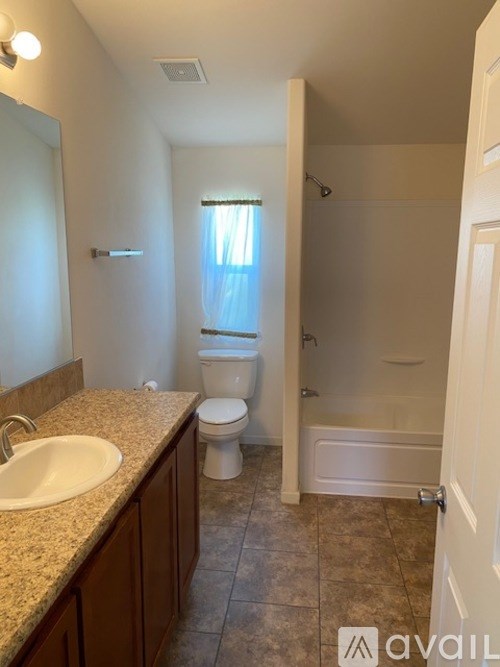 Source URL: https://prod-avail.s3.amazonaws.com/public_images/40207170/listing/10.jpg