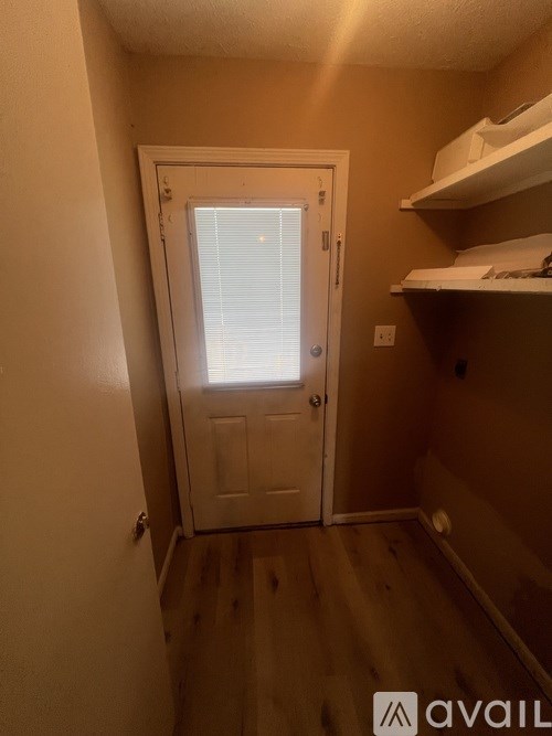 Source URL: https://prod-avail.s3.amazonaws.com/public_images/41515662/listing/IMG_3753.jpeg