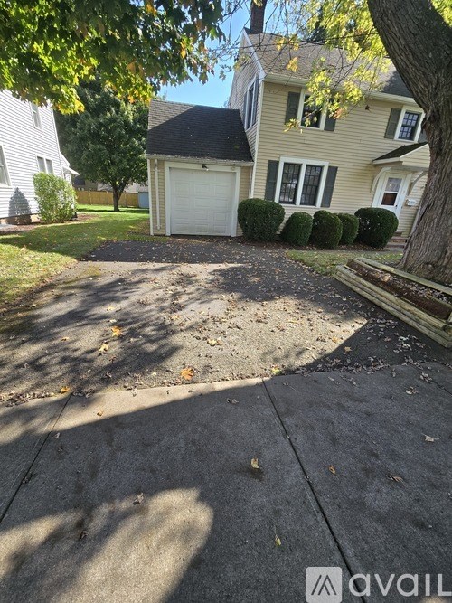 Source URL: https://prod-avail.s3.amazonaws.com/public_images/41377320/listing/1000007444.jpg