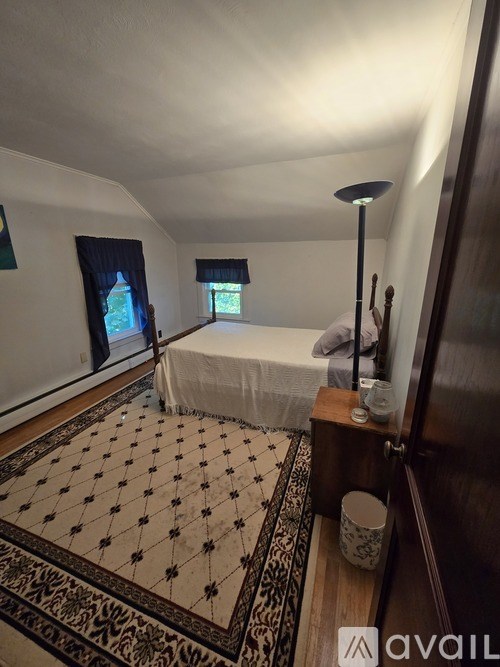 Source URL: https://prod-avail.s3.amazonaws.com/public_images/41377310/listing/1000007433.jpg