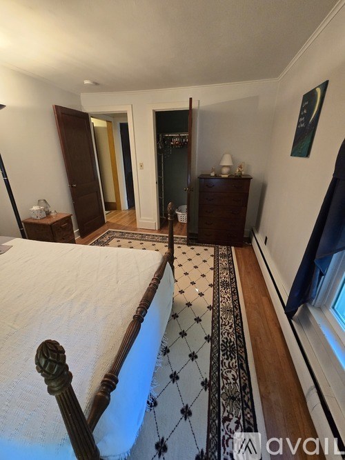 Source URL: https://prod-avail.s3.amazonaws.com/public_images/41377312/listing/1000007434.jpg