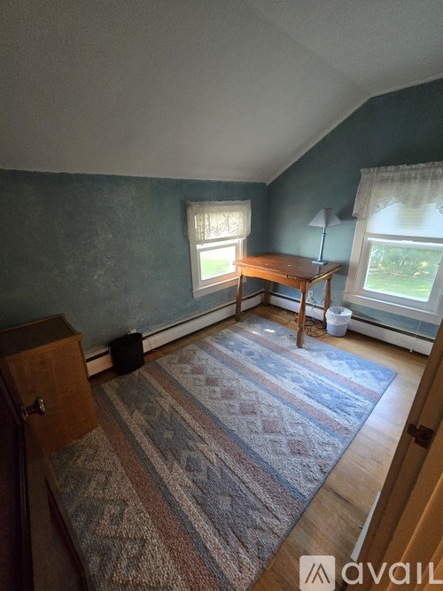 Source URL: https://prod-avail.s3.amazonaws.com/public_images/41377305/listing/1000007435.jpg