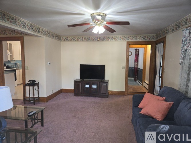 Source URL: https://prod-avail.s3.amazonaws.com/public_images/41377319/listing/1000007421.jpg