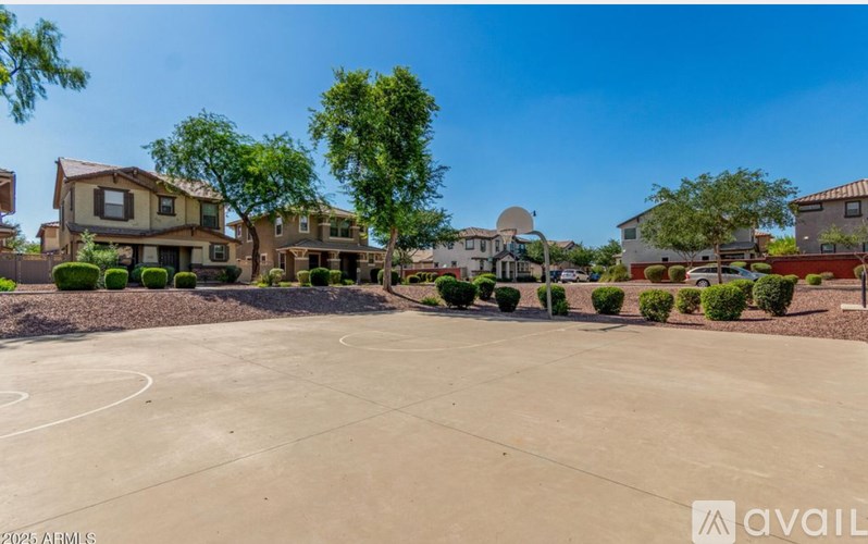 Source URL: https://prod-avail.s3.amazonaws.com/public_images/41497875/listing/IMG_3788.jpeg