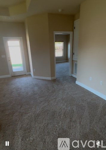 Source URL: https://prod-avail.s3.amazonaws.com/public_images/41520511/listing/IMG_0162.jpeg