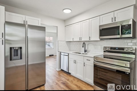 Source URL: https://prod-avail.s3.amazonaws.com/public_images/41475979/listing/IMG_7724_(3).jpg