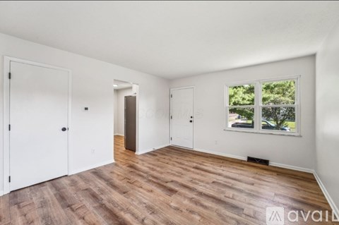 Source URL: https://prod-avail.s3.amazonaws.com/public_images/41475975/listing/IMG_7720_(3).jpg