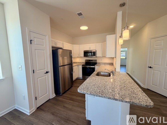 Source URL: https://prod-avail.s3.amazonaws.com/public_images/41519263/listing/IMG_7623.jpeg