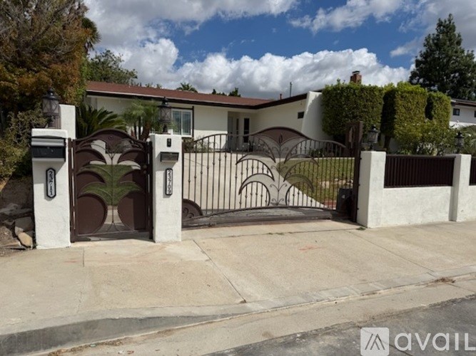 Source URL: https://prod-avail.s3.amazonaws.com/public_images/41518864/listing/IMG_0174.jpg