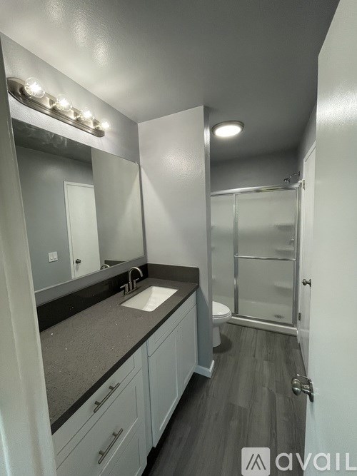 Source URL: https://prod-avail.s3.amazonaws.com/public_images/41520315/listing/IMG_7807.jpeg