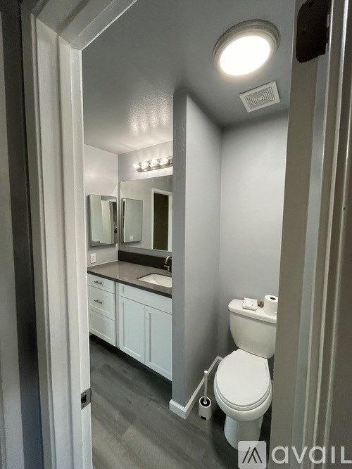 Source URL: https://prod-avail.s3.amazonaws.com/public_images/41520314/listing/IMG_7806.jpeg