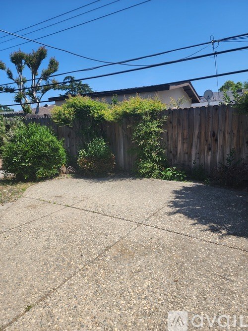 Source URL: https://prod-avail.s3.amazonaws.com/public_images/41512674/listing/1000006654.jpeg