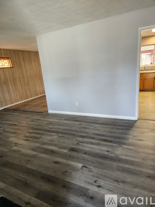 Source URL: https://prod-avail.s3.amazonaws.com/public_images/41513025/listing/1000006285.jpeg