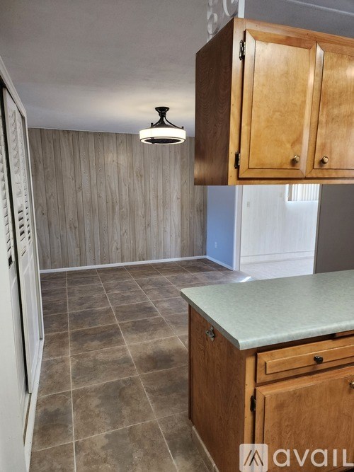 Source URL: https://prod-avail.s3.amazonaws.com/public_images/41513029/listing/1000006331.jpeg