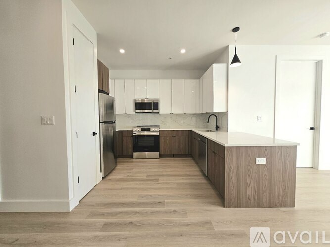 Source URL: https://prod-avail.s3.amazonaws.com/public_images/41516445/listing/5177135583145429778.jpg