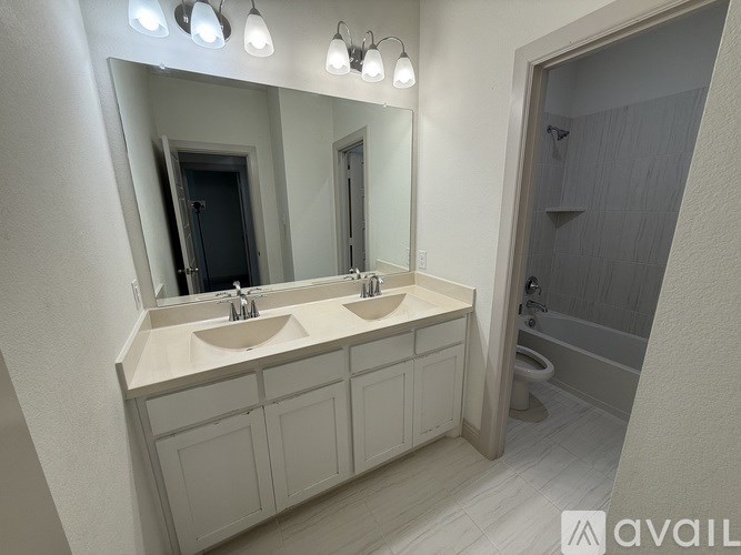 Source URL: https://prod-avail.s3.amazonaws.com/public_images/41514354/listing/IMG_6447.jpeg