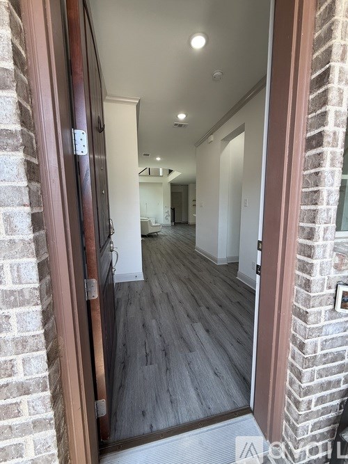 Source URL: https://prod-avail.s3.amazonaws.com/public_images/41514324/listing/IMG_6416.jpeg