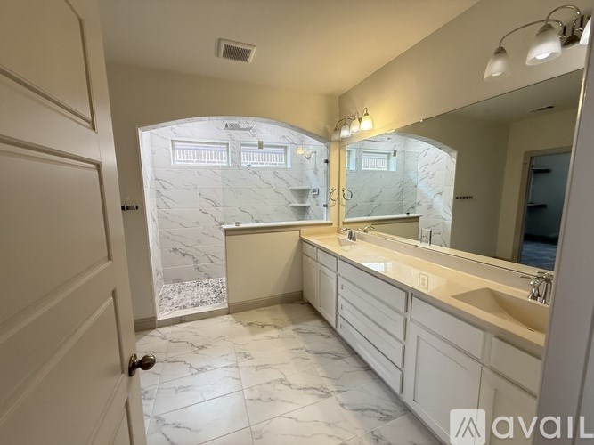 Source URL: https://prod-avail.s3.amazonaws.com/public_images/41514353/listing/IMG_6456.jpeg