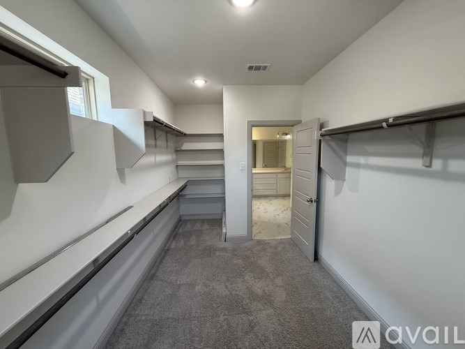 Source URL: https://prod-avail.s3.amazonaws.com/public_images/41514379/listing/IMG_6465.jpeg