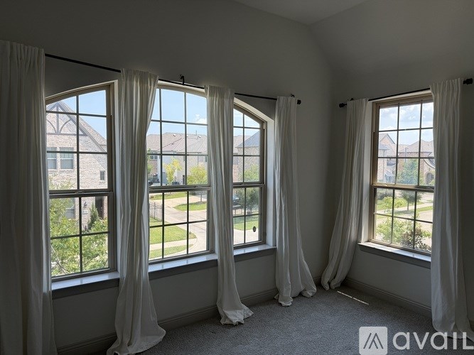 Source URL: https://prod-avail.s3.amazonaws.com/public_images/41514375/listing/IMG_6469.jpeg