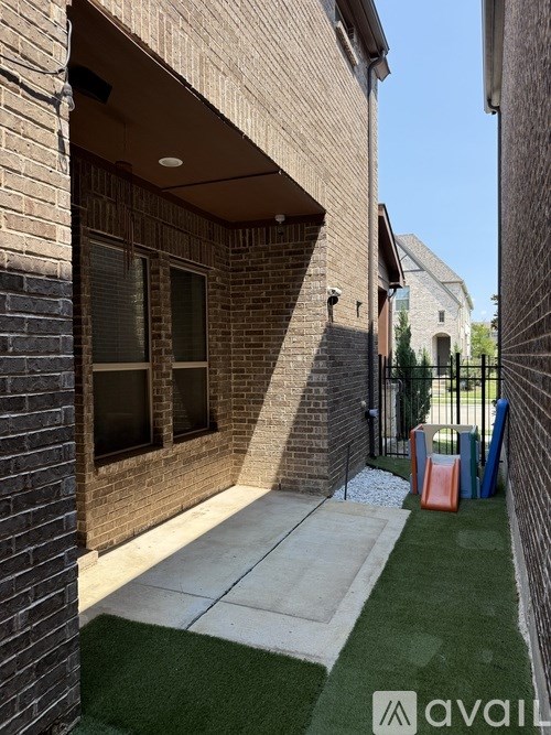 Source URL: https://prod-avail.s3.amazonaws.com/public_images/41514377/listing/IMG_6475.jpeg