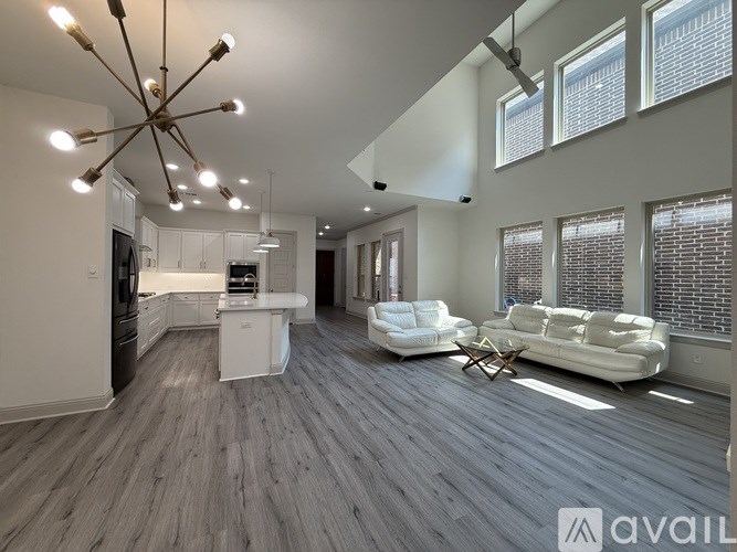 Source URL: https://prod-avail.s3.amazonaws.com/public_images/41514350/listing/IMG_6437.jpeg