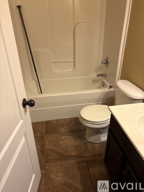 Source URL: https://prod-avail.s3.amazonaws.com/public_images/41514176/listing/78105152955__B4EE0D25-549D-41A5-80D3-7AAEE2AED5EC.jpeg