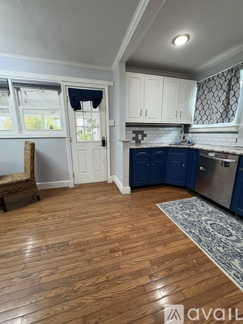 Source URL: https://prod-avail.s3.amazonaws.com/public_images/41513054/listing/IMG_1402.jpeg