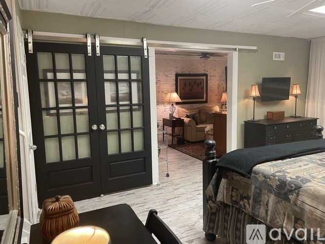 Source URL: https://prod-avail.s3.amazonaws.com/public_images/41512948/listing/IMG_5423.JPG