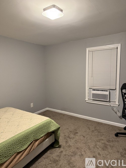 Source URL: https://prod-avail.s3.amazonaws.com/public_images/41512570/listing/IMG_2446.JPG