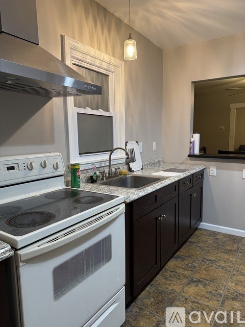 Source URL: https://prod-avail.s3.amazonaws.com/public_images/41512574/listing/74B8DDE1-6461-4CA3-B2C9-E9CAFE05DAE9.jpeg