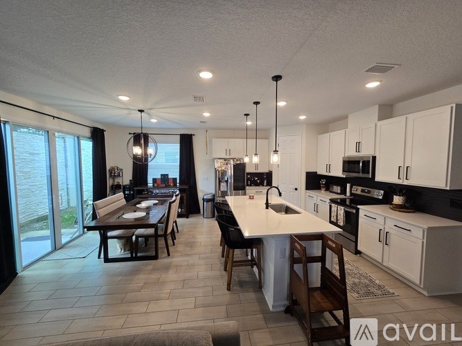 Source URL: https://prod-avail.s3.amazonaws.com/public_images/41511513/listing/1000019867.jpg