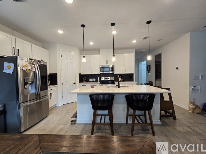 Source URL: https://prod-avail.s3.amazonaws.com/public_images/41511517/listing/1000019866.jpg