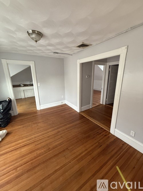 Source URL: https://prod-avail.s3.amazonaws.com/public_images/41511118/listing/IMG_5007.jpeg