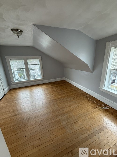 Source URL: https://prod-avail.s3.amazonaws.com/public_images/41511116/listing/IMG_5006.jpeg