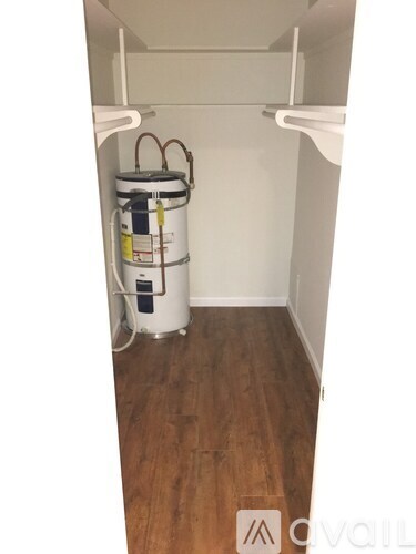 Source URL: https://prod-avail.s3.amazonaws.com/public_images/41510857/listing/14718-magnolia-blvd-unit-3-sherman-oaks-ca-walk-in-closet.jpg