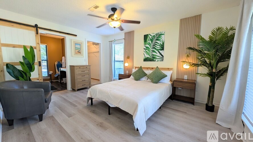 Source URL: https://prod-avail.s3.amazonaws.com/public_images/41507271/listing/PXL_20251006_182736539_2.jpg