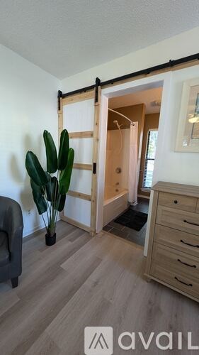 Source URL: https://prod-avail.s3.amazonaws.com/public_images/41507270/listing/PXL_20251006_182934717.jpg