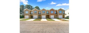 3/2.5 1500 sqft